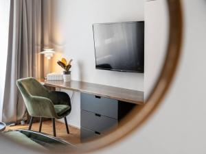 Pronájem bytu 4+1, Praha - Staré Město, Dlouhá, 100 m2