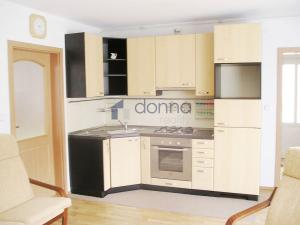 Pronájem bytu 2+kk, Praha, Pod novou školou, 45 m2