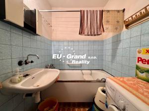 Prodej bytu 2+1, Rumburk - Rumburk 1, Na valech, 53 m2