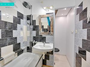 Pronájem bytu 1+1, Šternberk, Uničovská, 30 m2
