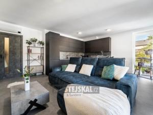 Pronájem bytu 2+kk, Hluboká nad Vltavou, U Parku, 69 m2