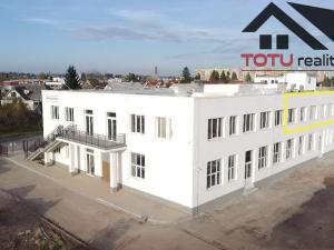 Pronájem obchodního prostoru, Jaroměř, Jezbinská, 391 m2