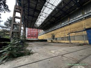 Pronájem komerčního pozemku, Praha - Vysočany, Lisabonská, 1900 m2