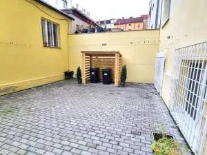 Pronájem bytu 1+kk, Praha, Holandská, 30 m2