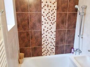 Pronájem bytu 2+1, Mladá Boleslav - Mladá Boleslav III, S. K. Neumanna, 66 m2