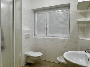 Pronájem kanceláře, Břeclav, třída 1. máje, 240 m2