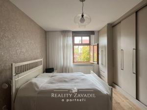 Pronájem bytu 2+kk, Praha, Chaberská, 45 m2