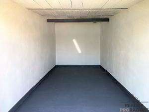 Pronájem garáže, Hodonín, 18 m2
