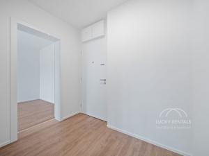 Pronájem bytu 2+kk, Praha, Líbalova, 50 m2