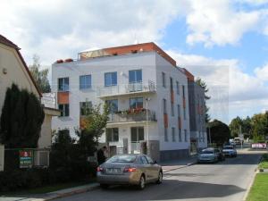 Pronájem bytu 1+kk, Praha - Ďáblice, Hořínecká, 41 m2