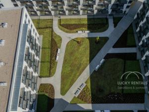 Pronájem bytu 2+kk, Praha, Líbalova, 43 m2