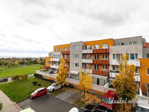 Pronájem bytu 1+kk, Praha - Kyje, Sicherova, 31 m2