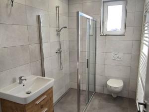 Pronájem bytu 2+1, Strakonice - Strakonice II, Dukelská, 58 m2