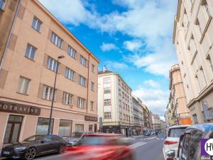 Prodej bytu 1+kk, Praha, Husitská, 20 m2