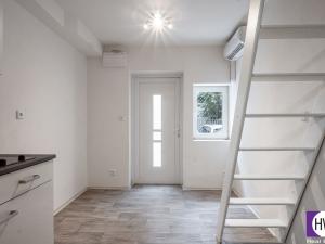 Prodej ubytování, Praha, Husitská, 16 m2