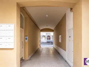 Prodej ubytování, Praha, Husitská, 16 m2