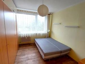 Prodej bytu 3+1, Praha - Horní Měcholupy, Livornská, 74 m2