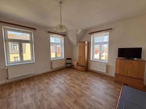 Pronájem bytu 1+1, Liberec, Husitská, 40 m2