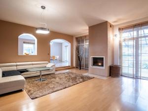 Prodej vily, Hostivice, V Uličce, 530 m2