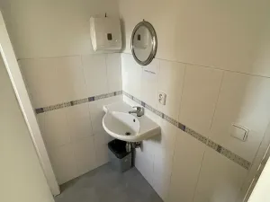 Pronájem kanceláře, Praha - Horní Počernice, Bystrá, 23 m2