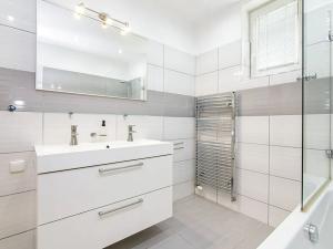 Pronájem bytu 3+kk, Ostrava, Keltičkova, 75 m2