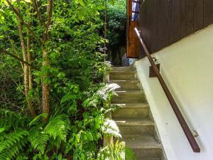 Prodej chaty, Černolice, V Dolečku, 28 m2