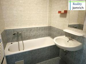 Prodej bytu 2+kk, Liberec, Jeronýmova, 58 m2