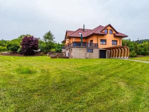 Prodej rodinného domu, Buš, 271 m2