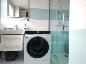 Prodej bytu 3+kk, Brno, Ostopovická, 67 m2