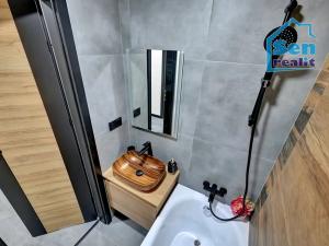 Pronájem bytu 1+1, Karviná, Školská, 38 m2