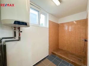 Pronájem garáže, Praha - Vinoř, Rosická, 69 m2