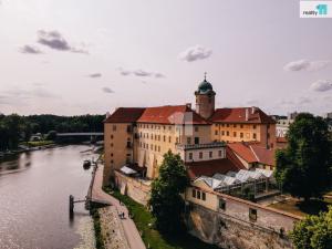 Prodej rodinného domu, Zvěřínek, V průhonu, 125 m2