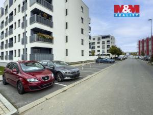 Prodej bytu 1+kk, Praha - Uhříněves, Oty Bubeníčka, 32 m2