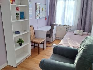 Prodej podílu 50/50 bytu 3+1, Karlovy Vary, Moravská, 77 m2