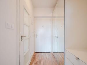 Pronájem bytu 1+kk, Praha - Letňany, Letovská, 42 m2