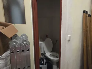 Pronájem obchodního prostoru, Třebíč, Karlovo nám., 72 m2