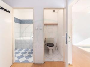 Prodej bytu 1+1, Praha - Troja, Sosnovecká, 42 m2