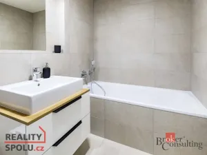 Pronájem bytu 3+kk, Kladno - Dubí, Ke křížku, 80 m2