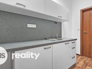 Pronájem bytu 2+1, Opava - Město, Popská, 57 m2