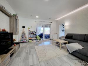 Prodej rodinného domu, Hrádek, 165 m2