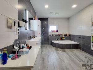 Prodej rodinného domu, Hrádek, 165 m2