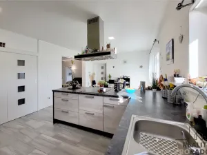 Prodej rodinného domu, Hrádek, 165 m2