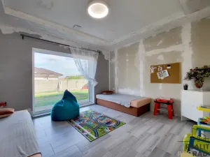 Prodej rodinného domu, Hrádek, 165 m2