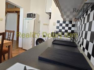 Prodej bytu 2+1, Opava, Zacpalova, 71 m2