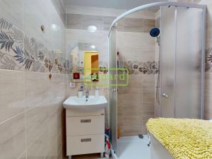 Prodej bytu 2+1, Teplice - Trnovany, Hlávkova, 53 m2