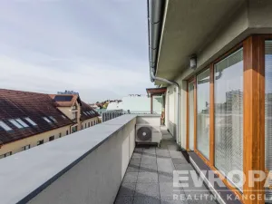 Prodej bytu 3+kk, Praha - Kobylisy, Ke Stírce, 77 m2