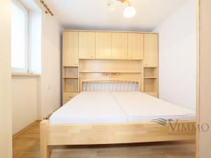 Prodej bytu 3+1, Kaplice, Omlenická, 83 m2