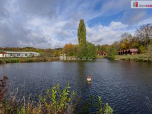 Prodej ubytování, Valeč - Kostrčany, 43069 m2