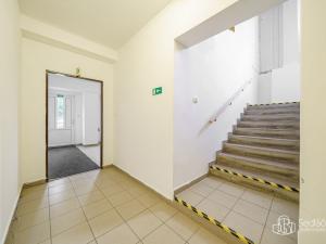 Prodej výrobních prostor, Krásno, Kladenská, 4900 m2