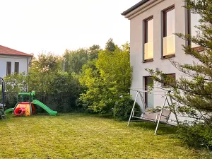 Pronájem vily, Statenice, 180 m2